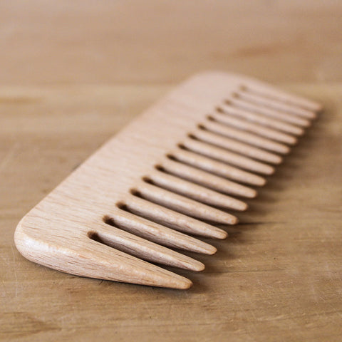 Valor German Beard Comb in Beechwood