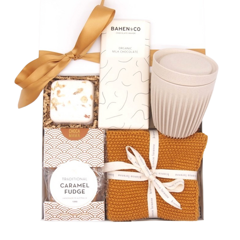 PRESENTS OF MIND GIFT HAMPER