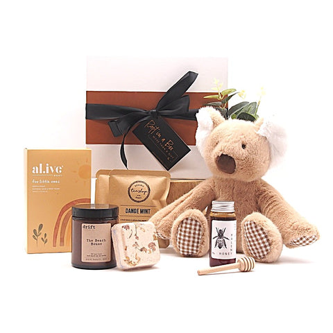 A WELCOME DELIVERY BABY HAMPER