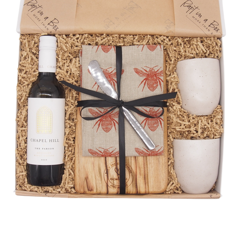 WHITE AT HOME GIFT HAMPER